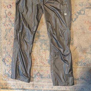 Outdoor Research Women’s Medium Helium Waterproof Rain Pants